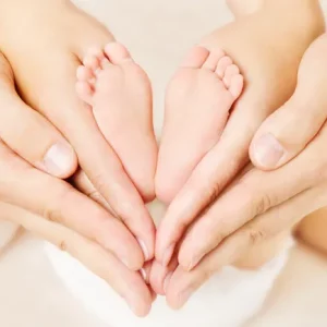 Postnatal Pilates et parentalité